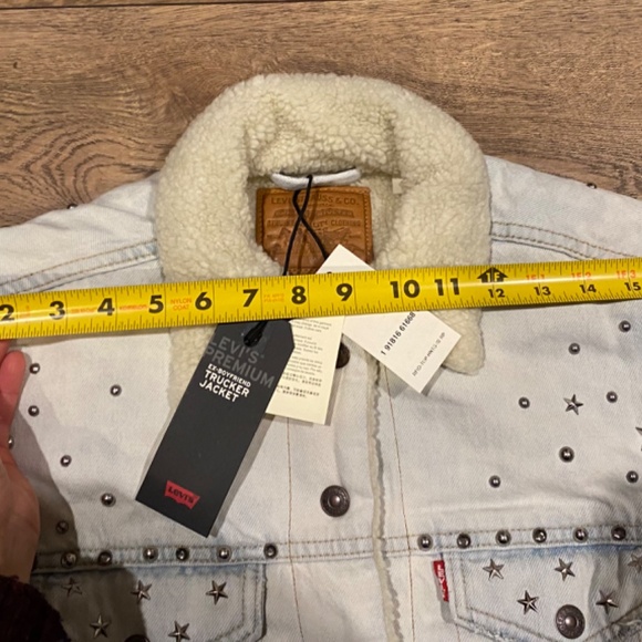 Levi's  Exboyfriend Sherpa Trucker Women Jackett(S) - Picture 3 of 12